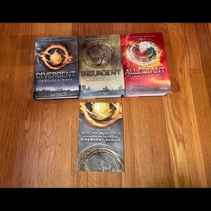 Divergent Series Complete Box Set